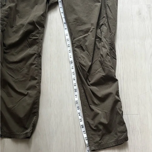 Arc'teryx Womens Konseal Climbing pants Cargo Pants in Green - Picture 8 of 8